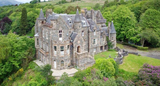 Shepherd and Strutt & Parker sell Knockderry Castle