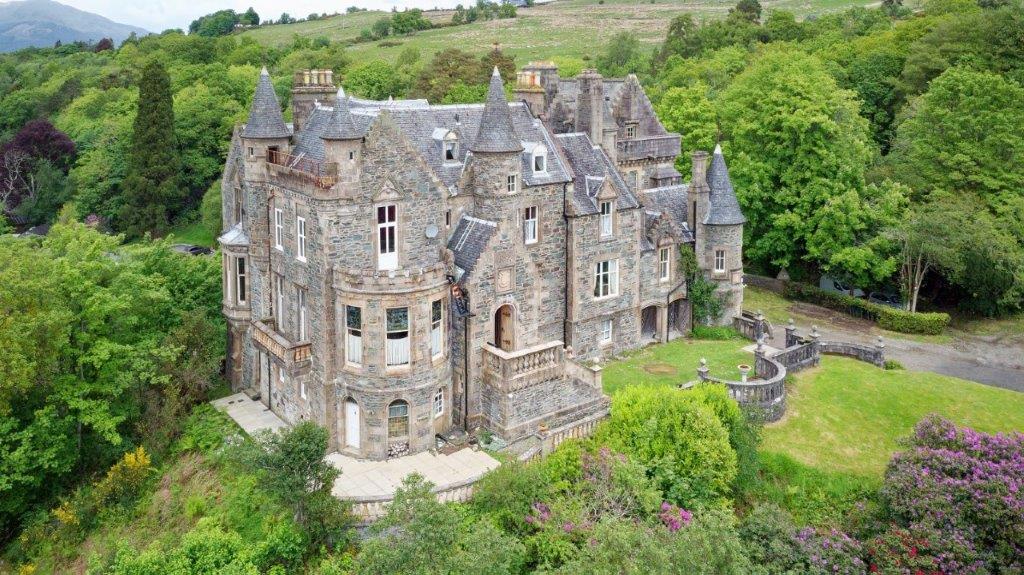 Shepherd and Strutt & Parker sell Knockderry Castle