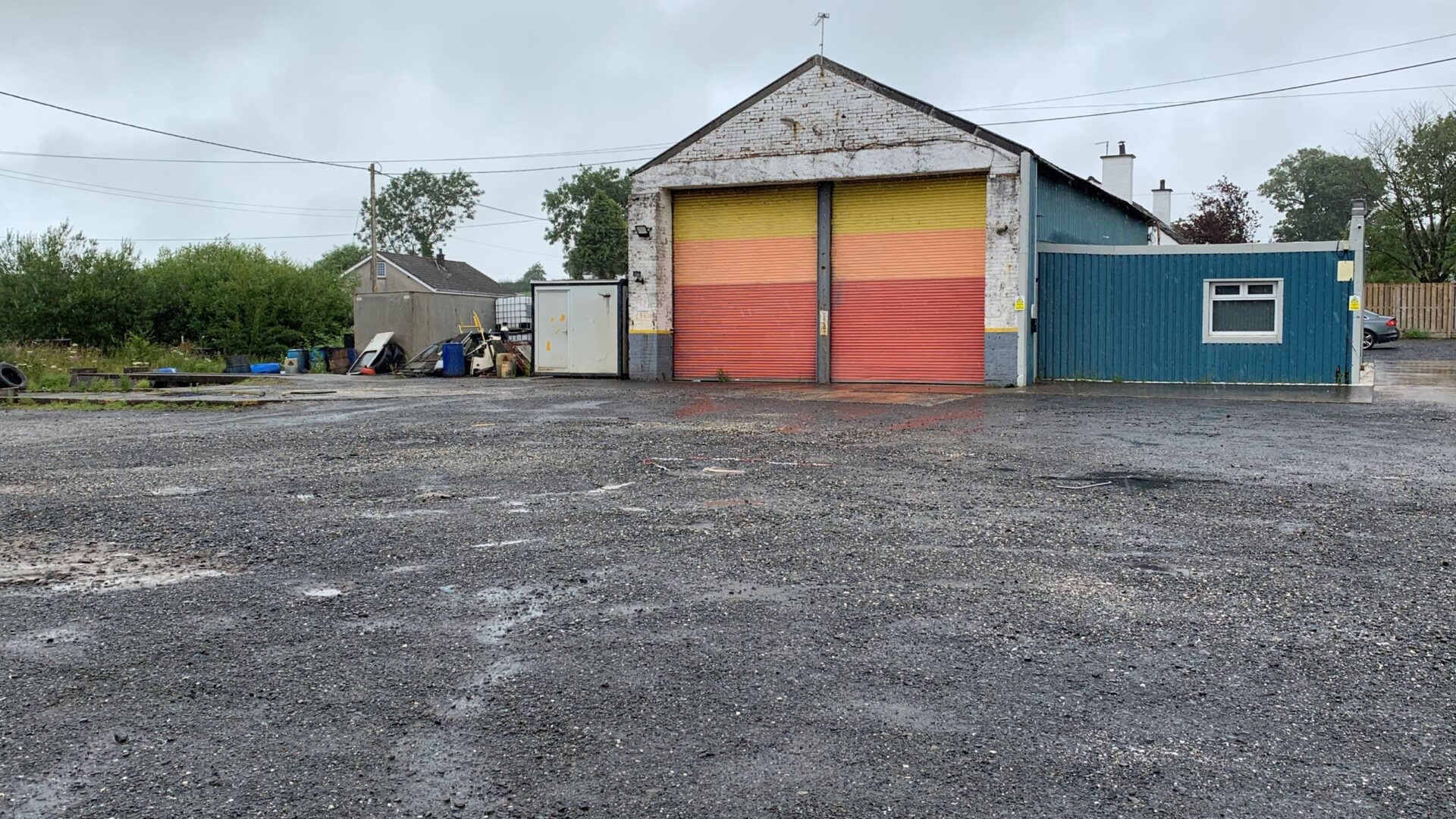 Shepherd brings to market Darwin Garage workshop premises on prominent roadside location by Ayr for sale or lease