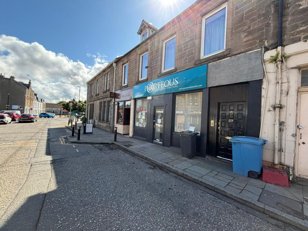 91 Clerk Street, Loanhead, Midlothian