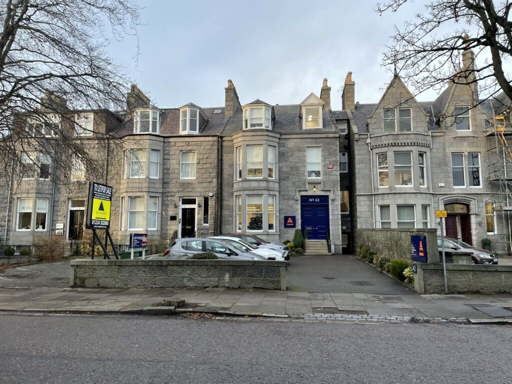 Lower Ground Floor, 42 Carden Place, Aberdeen